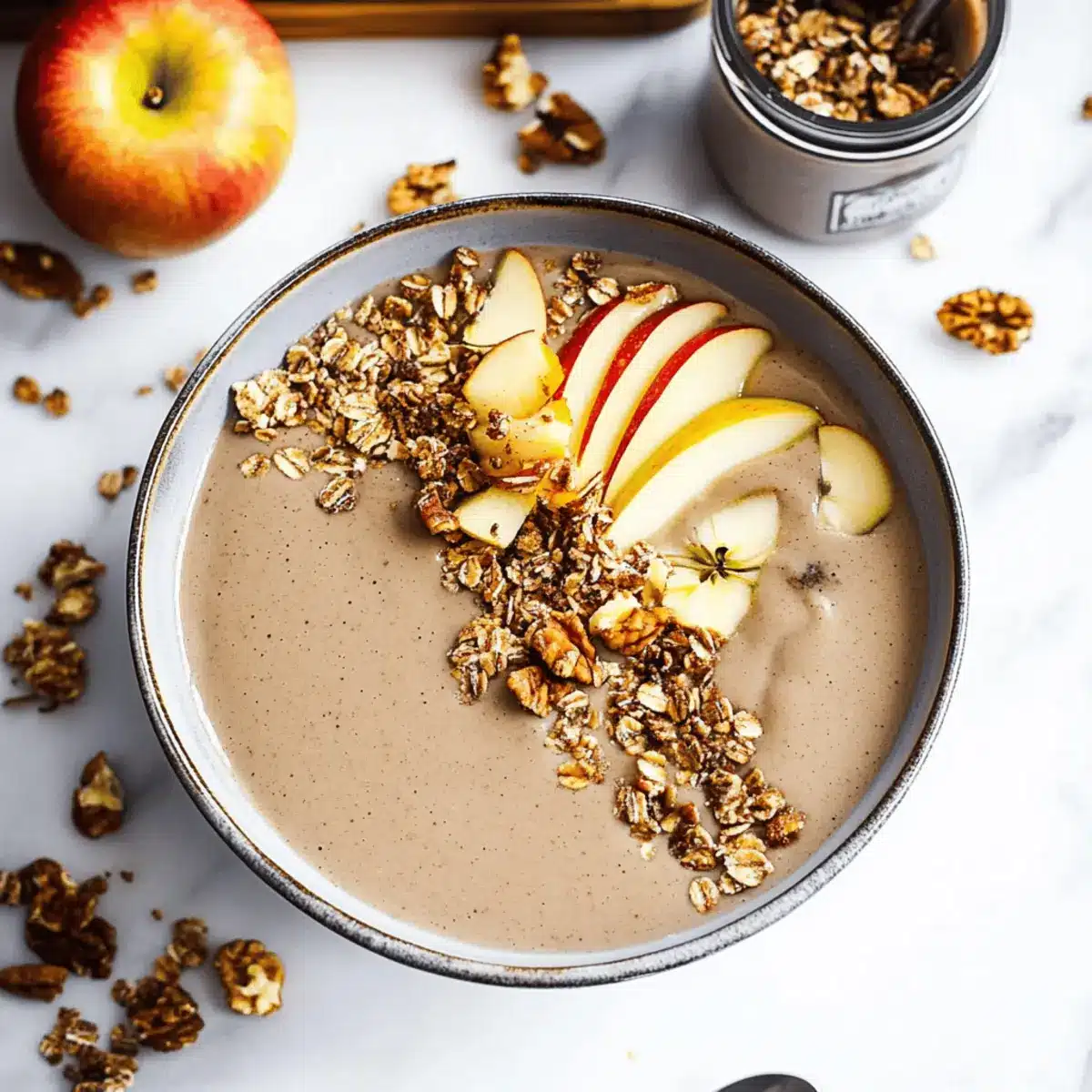 Cozy Vegan Apple Pie Smoothie Bowl: Quick Morning Fuel